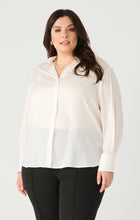 Load image into Gallery viewer, Textured Blouse - Curvy