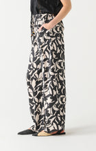 Load image into Gallery viewer, Wide Leg Floral Satin Pant