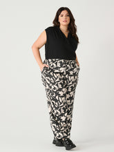 Load image into Gallery viewer, Wide Leg Floral Satin Pant - Curvy