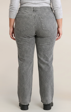 Load image into Gallery viewer, leopard Print Jeans
