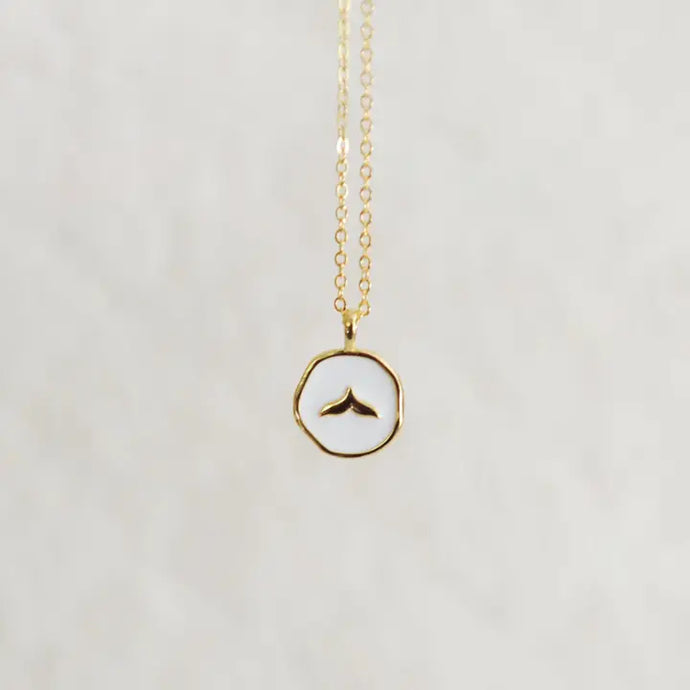Nell Whale Tail Necklace - Oh So Lovely