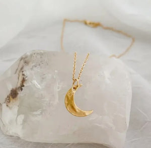 Hammered Crescent Moon 2.0 Necklace - Oh So Lovely