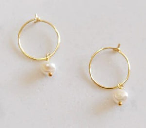 Saylor Fresh Water Pearl Hoop Earrings - Oh So Lovely