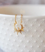 Load image into Gallery viewer, Sun Ray Opal Necklace - Oh So Lovely