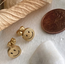 Load image into Gallery viewer, Don&#39;t Worry Be Happy Happy Face Stud Earrings - Gold