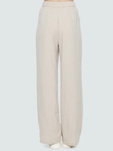 Load image into Gallery viewer, Curvy High Waisted Wide Leg Pant - Dex Plus