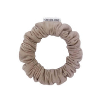 Load image into Gallery viewer, Chelsea King Thin Scrunchie - Muslin Tan